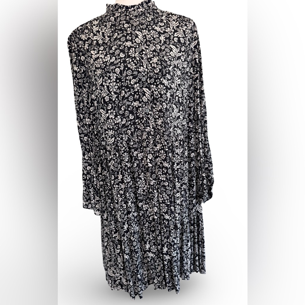J.CREW Hadid shirt dress in a black and white bouquet print sz L - Picture 2 of 15